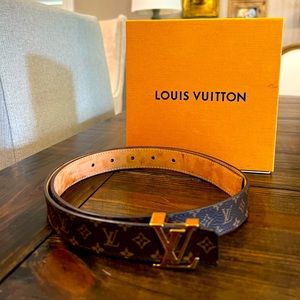 Louis Vuitton Monogram belt - box included